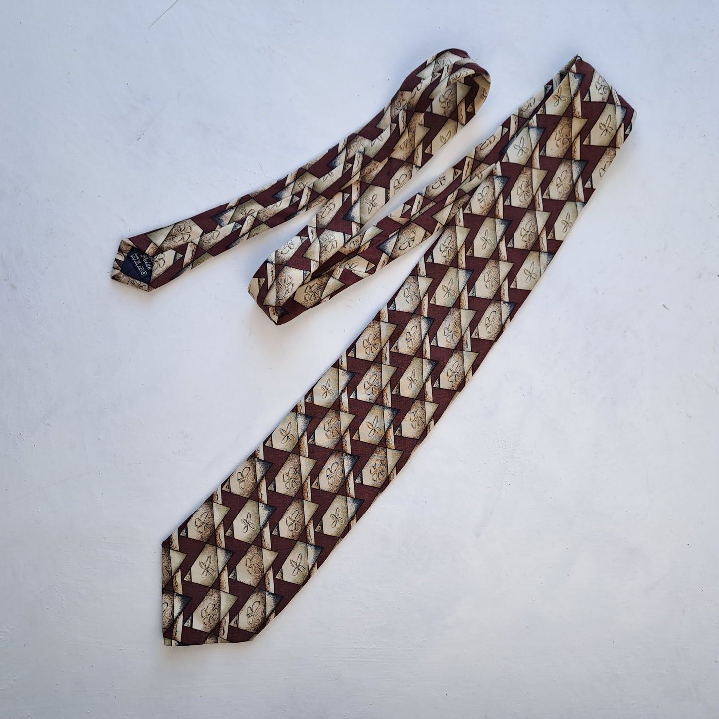 Papillon Siidine Lips Silk Tie