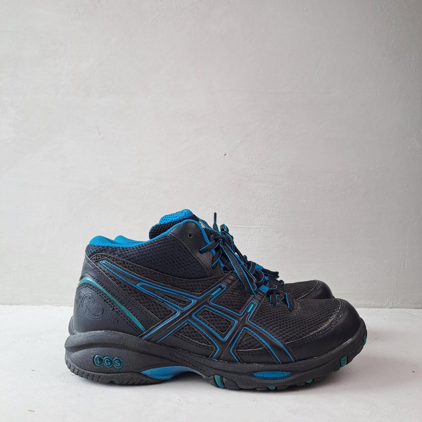 Asics Naiste Mustad Matkajalatsid Suurus 37