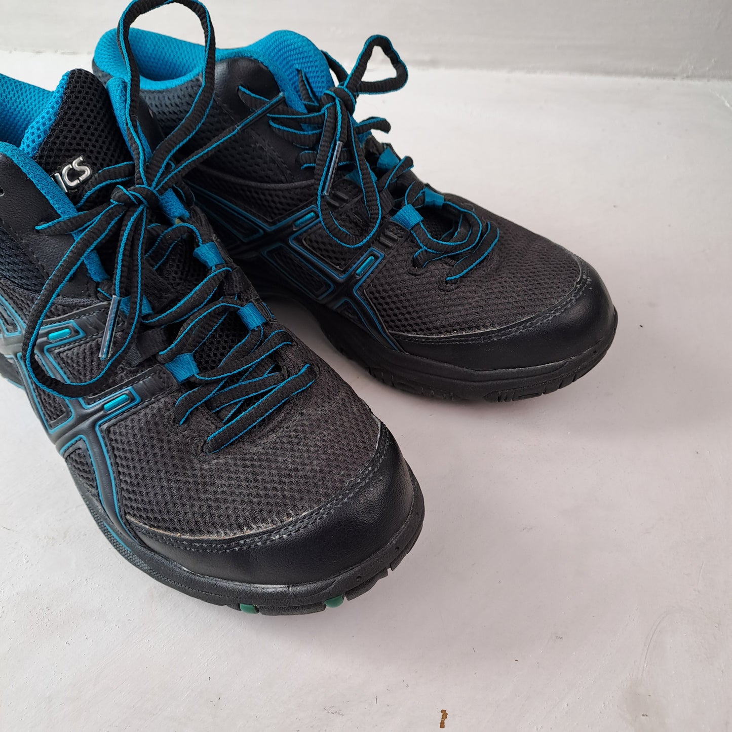 Asics Naiste Mustad Matkajalatsid Suurus 37