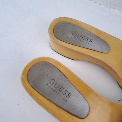 Guess Naiste Plätud suurus 38
