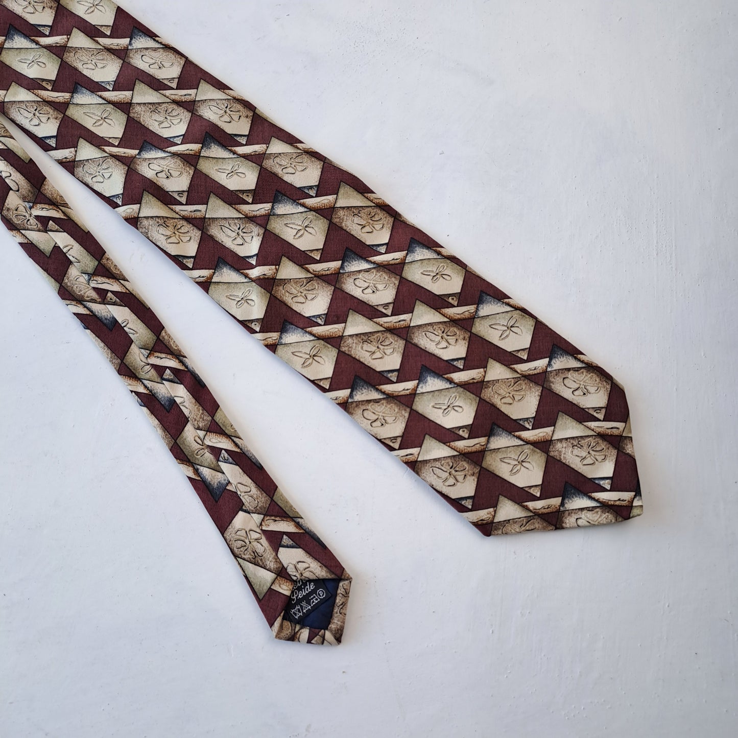 Papillon Siidine Lips Silk Tie