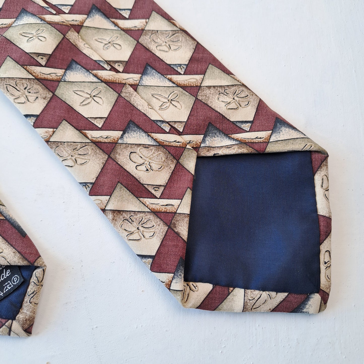 Papillon Siidine Lips Silk Tie