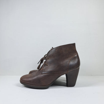 Clarks Womens Brown Ankle Boots Size 39