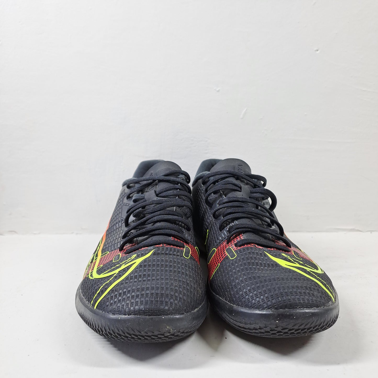 Nike Mercurial Vapor 14 Tossud Saaliputsad Suurus 40.5 