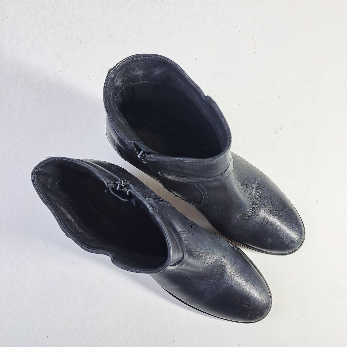 ESPRIT Naiste Mustad Poolsaapad Suurus 40