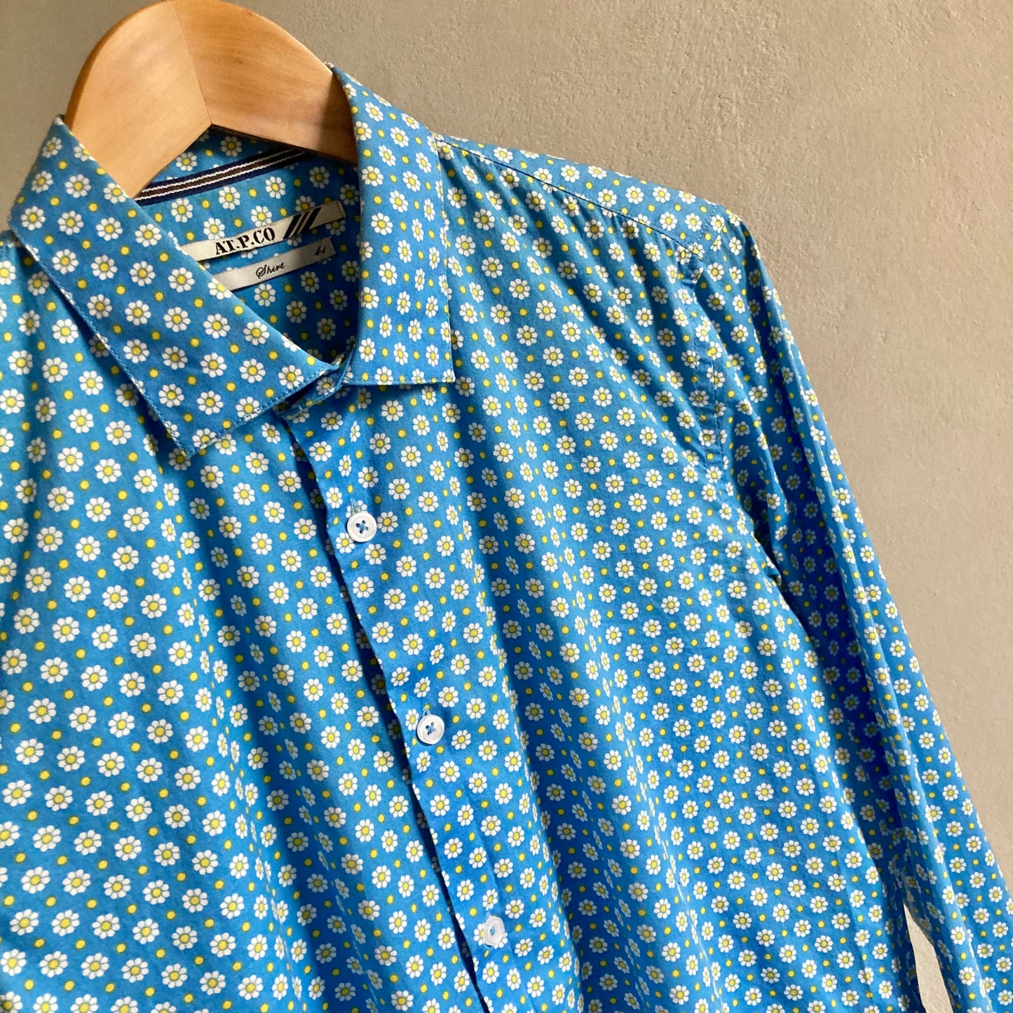 AT.P.CO Meeste Lilleline Triiksärk Suurus 41/L