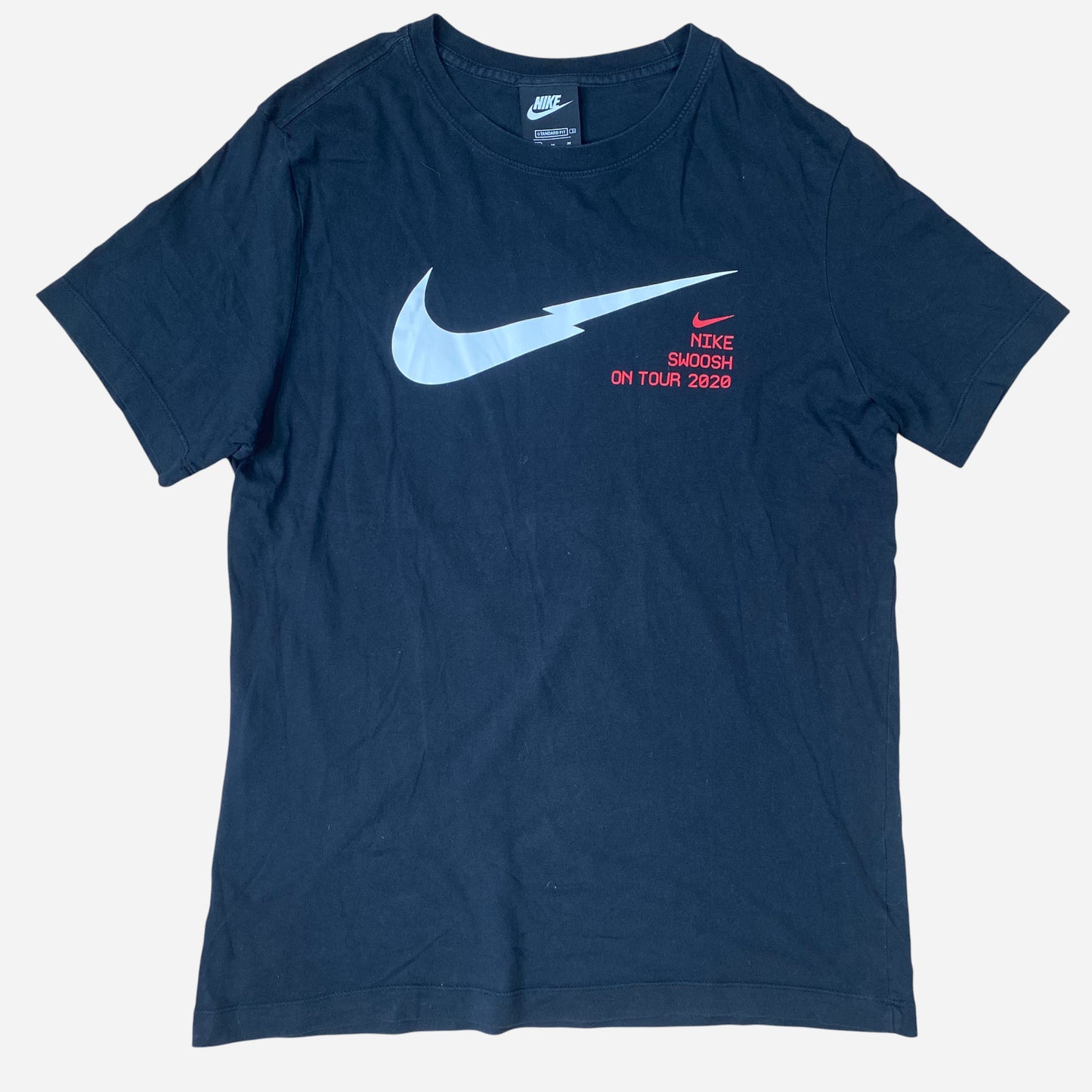 Nike Swoosh On Tour 2020 Meeste Must T-Särk Suurus M 