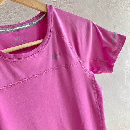 Nike Dri-Fit Naiste T-Särk Suurus XS