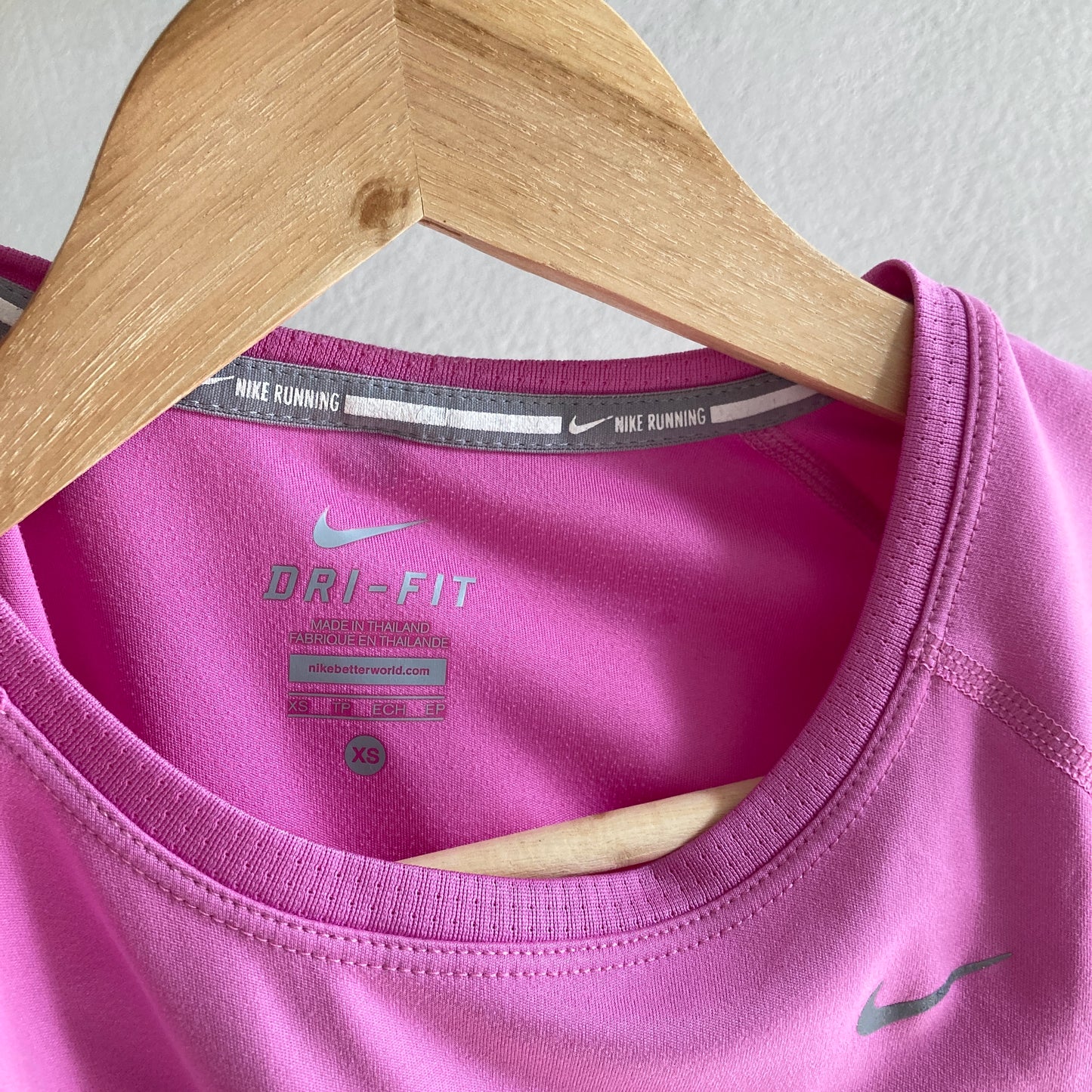 Nike Dri-Fit Naiste T-Särk Suurus XS