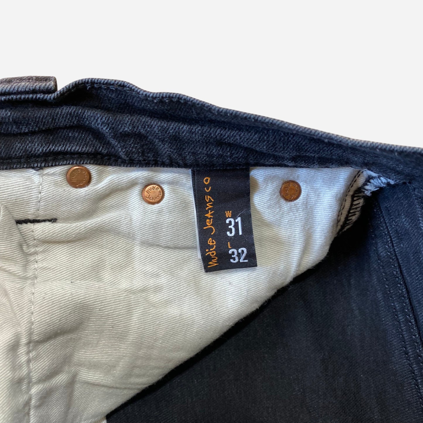 Nudie Jeans Meeste Grim Tim Mustad Teksad Suurus W31/L32 