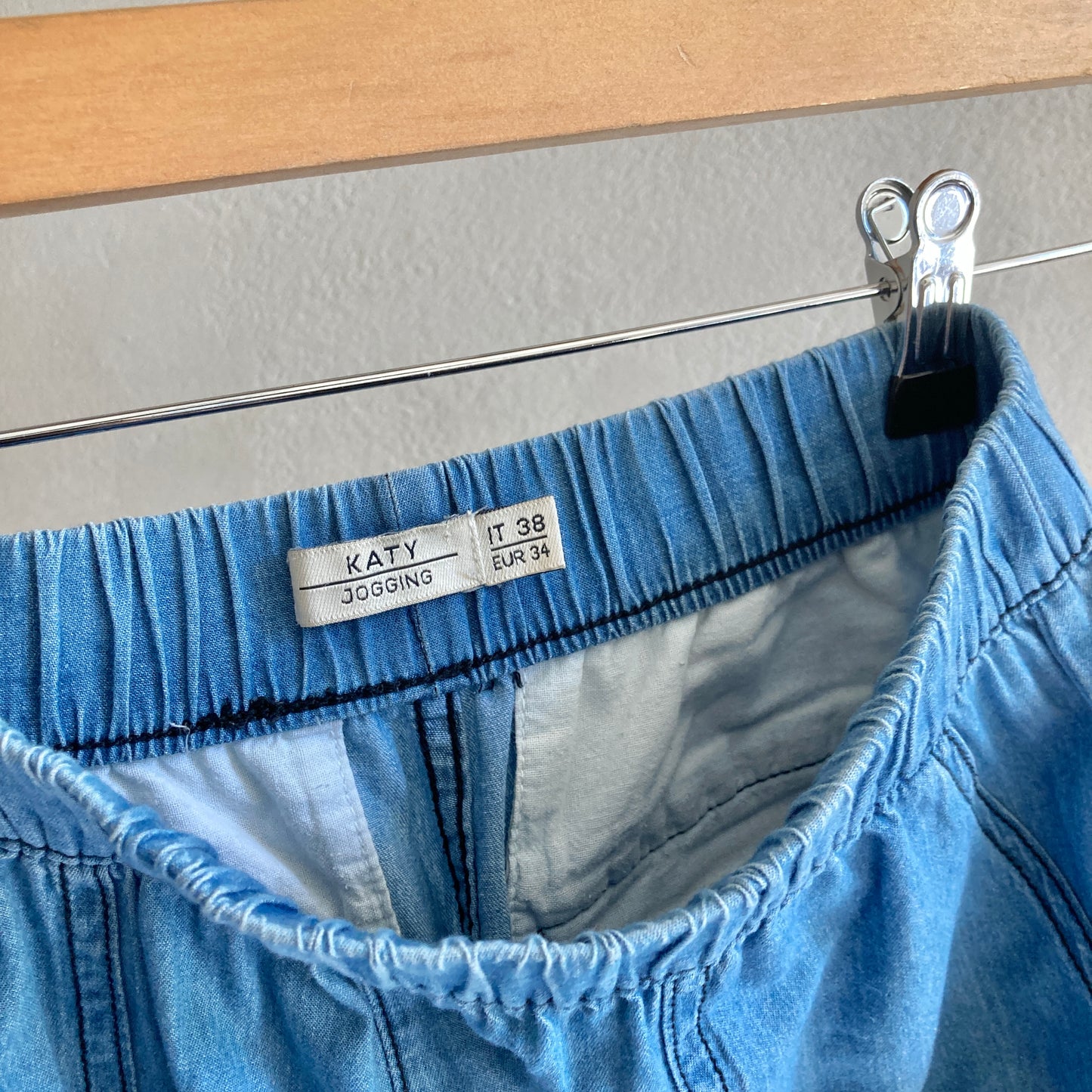 Naiste Dressipüksid Suurs 34