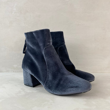 Urban Outfitters Womens Velvet Ankle Boots Size 39