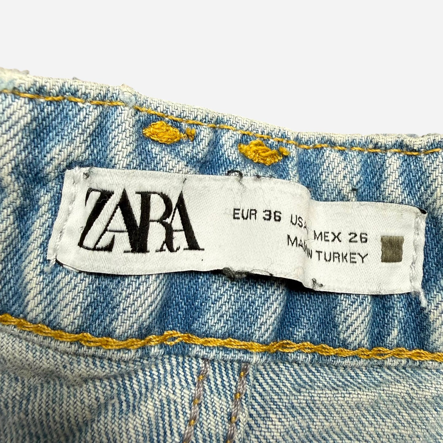 Zara Naiste Lühikesed Püksid Suurus 36